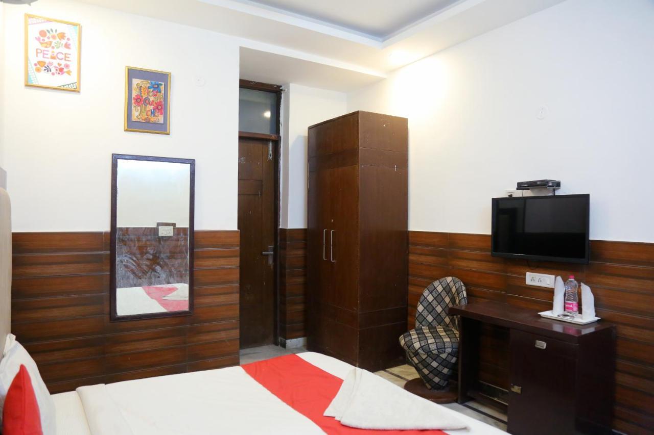 Aerocity Hotel Jindal Palace Delhi- A Well Hygiene Property"All Staff Vaccinated " Нью-Дели Экстерьер фото