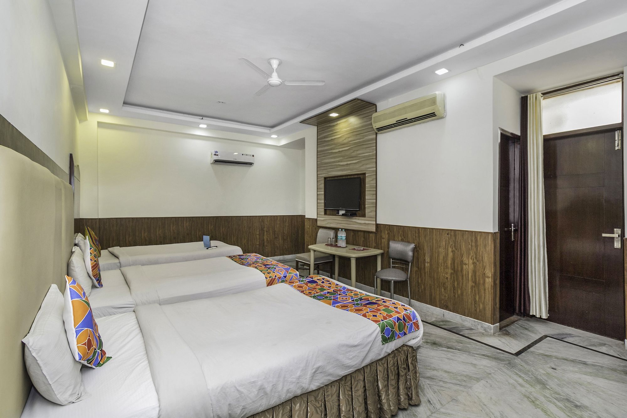 Aerocity Hotel Jindal Palace Delhi- A Well Hygiene Property"All Staff Vaccinated " Нью-Дели Экстерьер фото