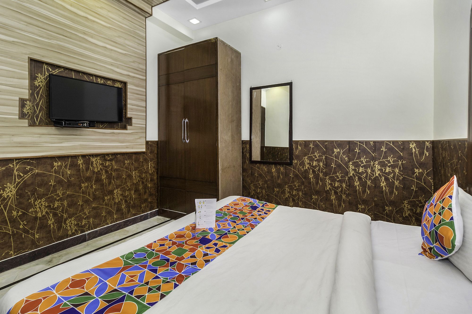 Aerocity Hotel Jindal Palace Delhi- A Well Hygiene Property"All Staff Vaccinated " Нью-Дели Экстерьер фото