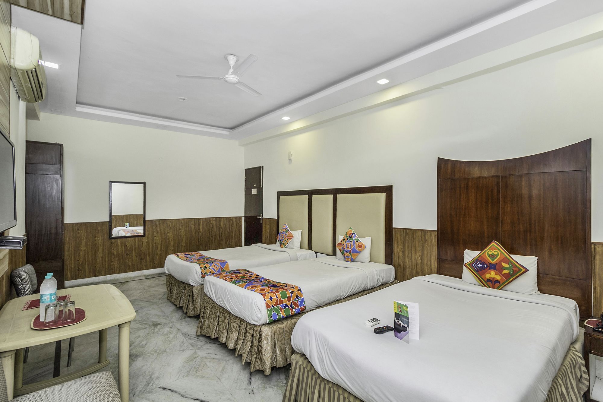 Aerocity Hotel Jindal Palace Delhi- A Well Hygiene Property"All Staff Vaccinated " Нью-Дели Экстерьер фото